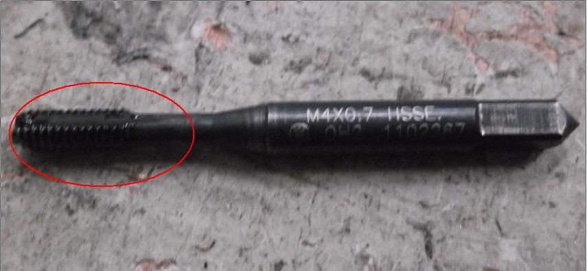 M4X0.7丝锥详照.JPG