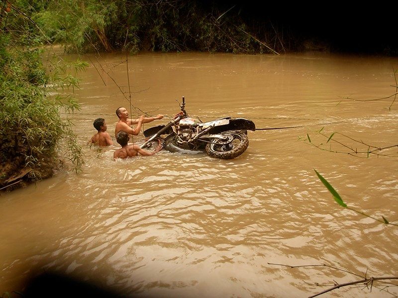 Cambodia-Motorbike-Tours-4.jpg