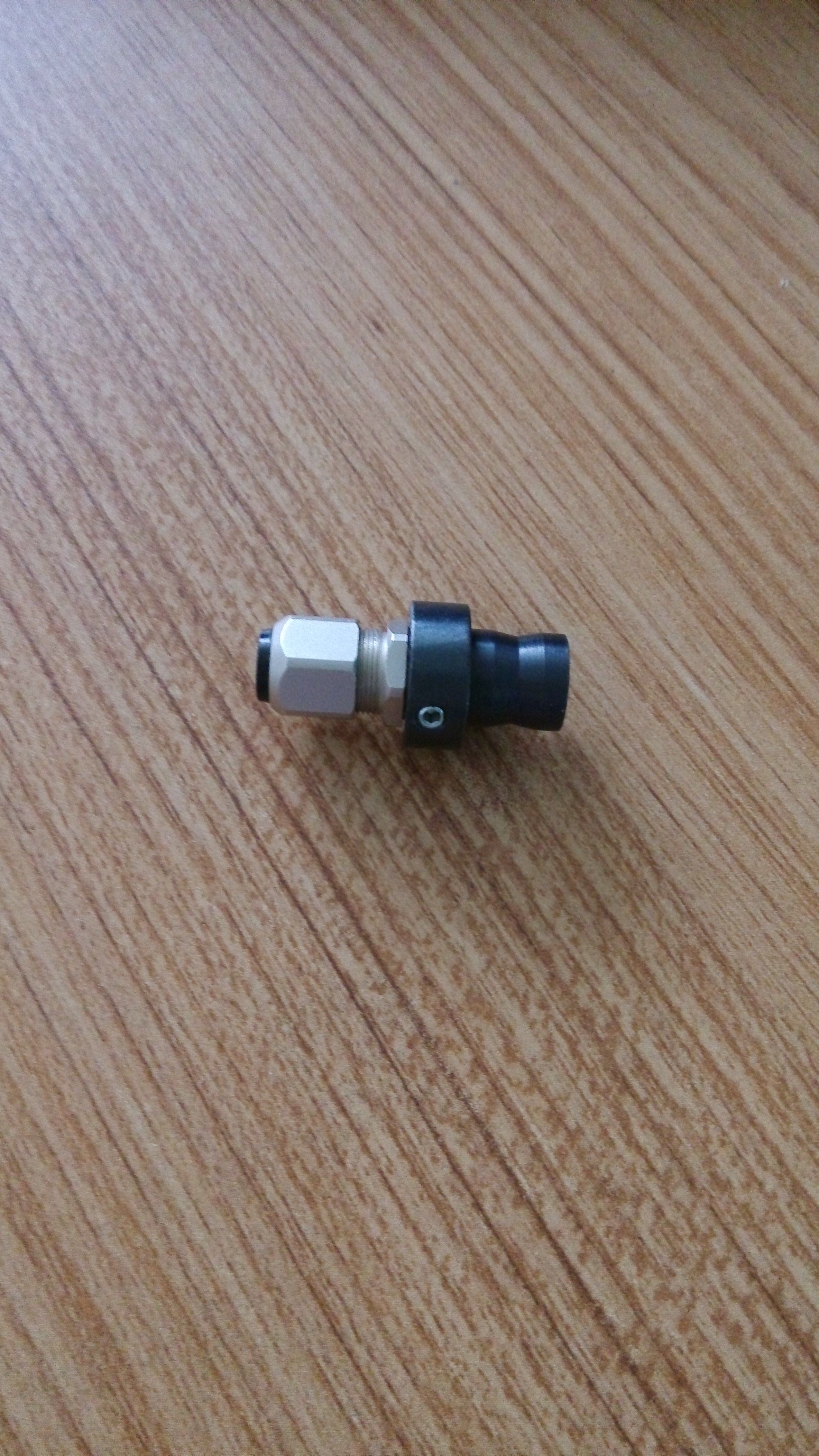 143704fk5kia8kkfz5c55t.jpg