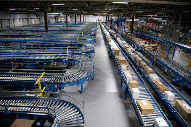 PALLET_WRAPPER_PALLETIZING_SOLUTION_Conveyer_1.jpg