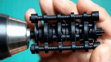 12特殊的减速传动机构.gif