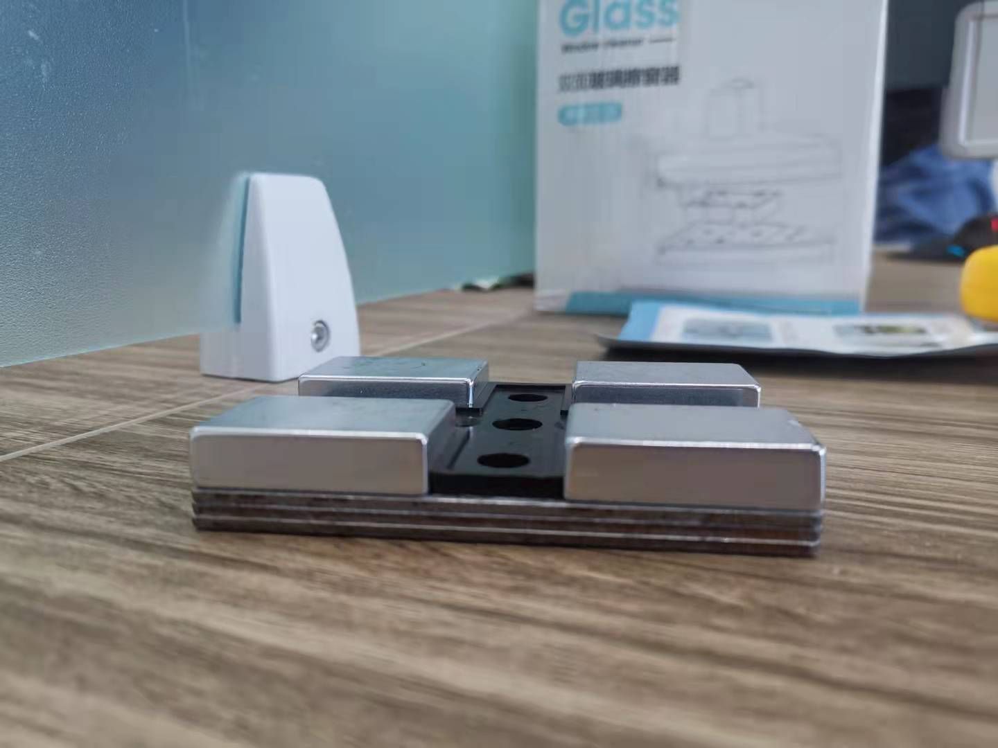 擦窗神器磁铁